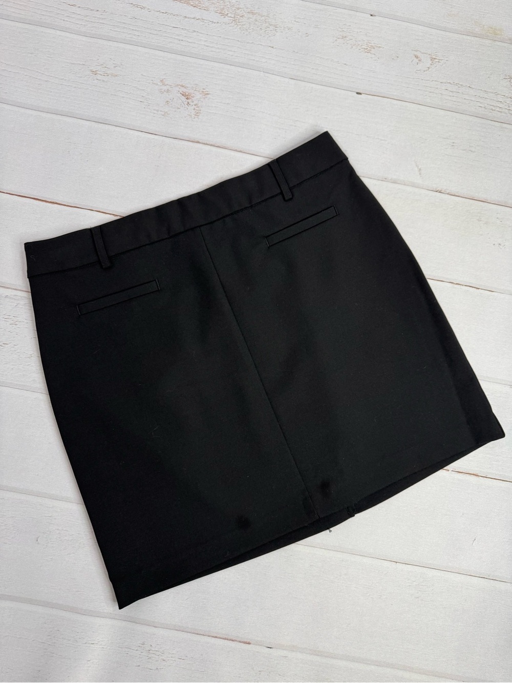 NWT Maison d'Amélie Paris Black Mini Skirt Tailored Pocket Detail Size Large